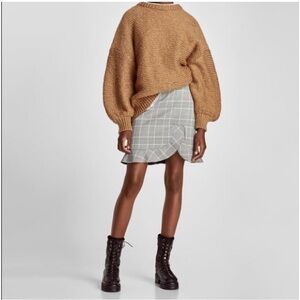 Zara Houndstooth Ruffle Mini Skirt